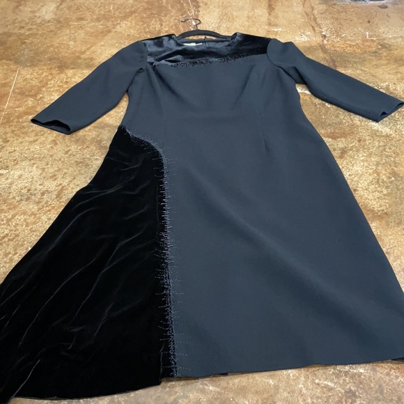 Teri Jon Velvet Dress NWT - Picture 2 of 4